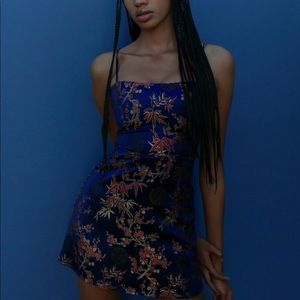 RÉALISATION PAR Emilie Dress, xs